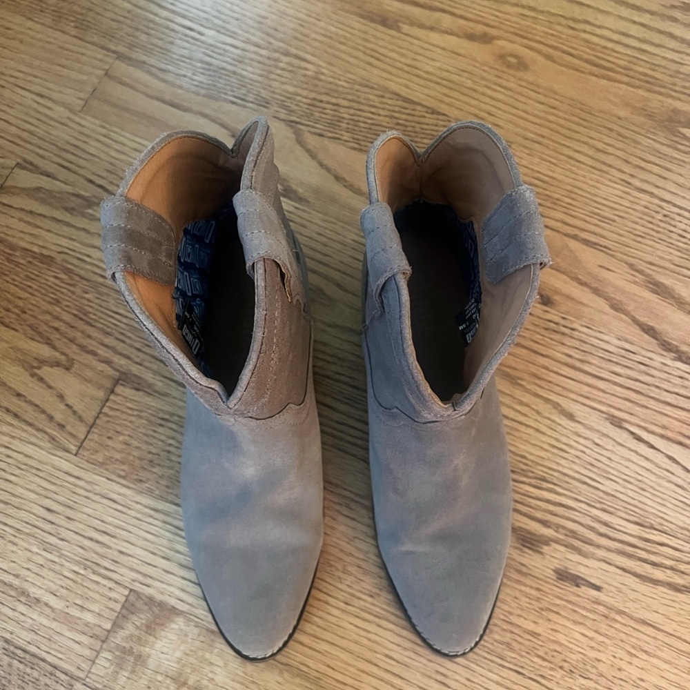 Tan Heeled Boots for Women
